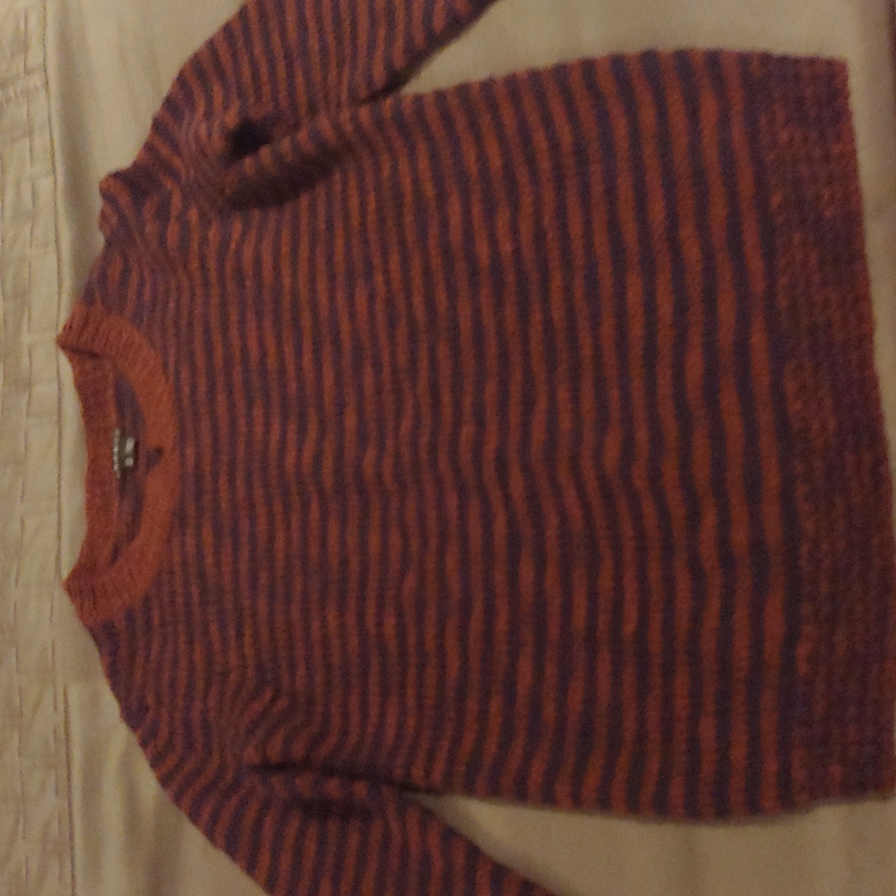 Theory sweater